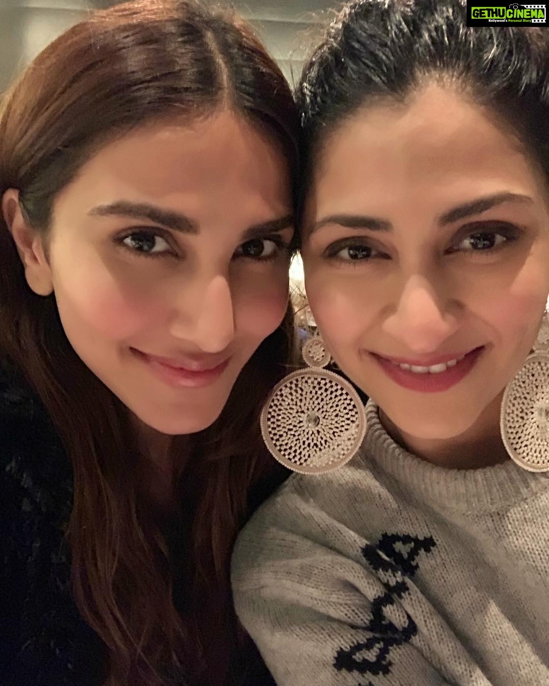 Vaani Kapoor Instagram - Nupsie you have no idea how much I miss you my cutie. The one person who I can rely on my entire life! Who loves me and accepts me just the way I am.. I love being silly and crazy when we’re together.. I always always want to see you happy and smiling love ❤️