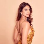 Vaani Kapoor Instagram – The art of light and shadow 🌟