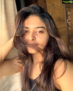 Vaibhavi Shandilya Instagram - Eyes beam with hope 💛
Go where the breeze takes you… 
#gratitude #peace #hope #eyes #you #missyou