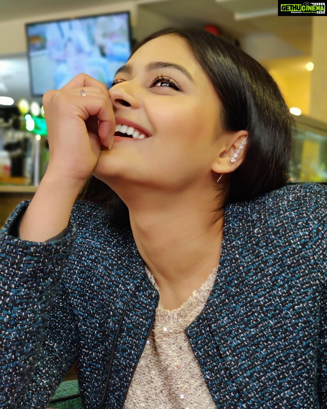 Vaibhavi Shandilya - 12.2K Likes - Most Liked Instagram Photos