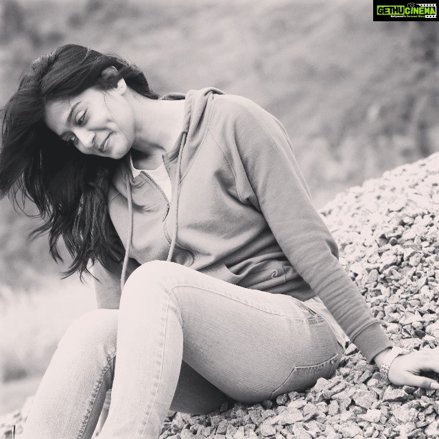 Varsha Ashwathi - 232 Likes - Moonlight