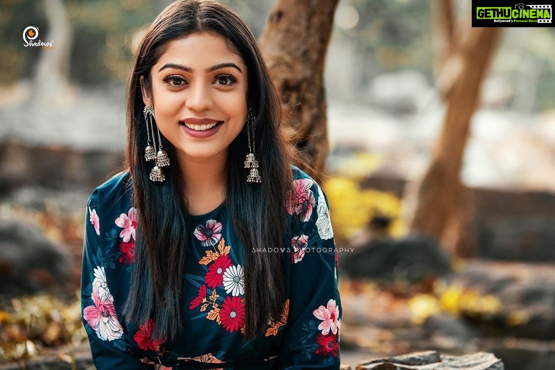 Varsha Bollamma Instagram - 🌿☘️🌱 PC @shadowsphotographyy MUA @makeover_by_rubysharma Yercaud