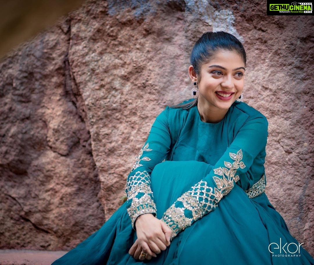 Varsha Bollamma Instagram - 🍀 🍃 Costume and styling - @labelraagareddy 💚 PC - @ekorphotography @saikiran_kore 💚