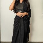 Varsha Bollamma Instagram - 🖤🖤🖤 Outfit - @behindtheseamsindia ✨ Jewellery- @amrapalijewels ✨ styling- @shravyavarma ✨ #styledbyshravyavarma ✨ #SIIMAONREELS @siimawards #siima2021 #siima