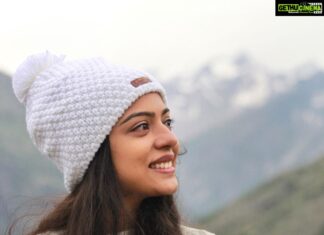Varsha Bollamma Instagram - ❄️⛄️🤍