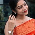 Varsha Bollamma Instagram - Wanted to show you all one of my festive looks this year 😍 My outfit goes perfectly well with my @danielwellington watch and accessories 💥 Find the perfect gifts for your friends and family, with festive gift wrapping included with every purchase. Shop now with up to 15% off and an additional 15 % off with my code VARSHAB ✨ Happy Shopping!! 🎁 #DanielWellington #DWali #ad