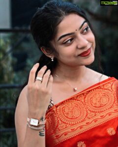 Varsha Bollamma Instagram - Wanted to show you all one of my festive looks this year 😍 My outfit goes perfectly well with my @danielwellington watch and accessories 💥 Find the perfect gifts for your friends and family, with festive gift wrapping included with every purchase. Shop now with up to 15% off and an additional 15 % off with my code VARSHAB ✨ Happy Shopping!! 🎁 #DanielWellington #DWali #ad