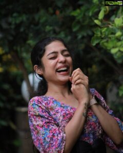 Varsha Bollamma Instagram - Nobody : 
Me: every time I look at a meme! 🤣

#memes