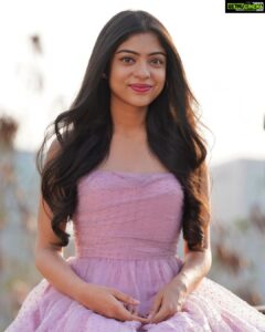 Varsha Bollamma Instagram - Hello 🌸✨

A look from #standuprahul