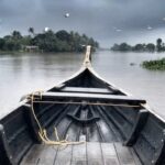 Varsha Bollamma Instagram - The feels 🥺❤️ . . . . . . #kerala #nature #travelgram #boat #reels #nostalgia @sanampuri