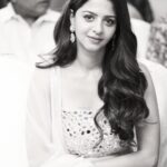 Vedhika Instagram -