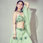 Vedhika Instagram -