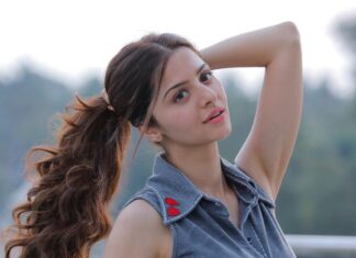 Vedhika Instagram -