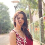 Vedhika Instagram -