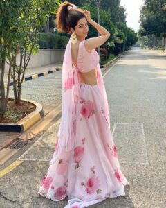 Vedhika Instagram - This love is the rose that blooms forever 🌷😘@picchika got me Going floral🥰 💕 jewels @sylkofficial (Swapn by Aanchal)