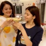 Vedhika Instagram - #FruitSalad #Swipe right 👉 for the Recipe Recap Video ❤️🍧 #Custard.