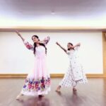Vedhika Instagram - #NainowaleNe choreography by @ishadang_official 😘#Rohisha @ensemble.dance.studios #Kathak @ohmygosh_joe #Dance wearing @inshacreationsnx