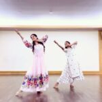 Vedhika Instagram – #NainowaleNe choreography by @ishadang_official 😘#Rohisha @ensemble.dance.studios #Kathak @ohmygosh_joe #Dance wearing @inshacreationsnx