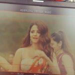 Vedhika Instagram - Stealing from the monitor 🤷‍♀️ #YallaYalla @pradeep_nohate @hairmakeupbyjosephinecastelino