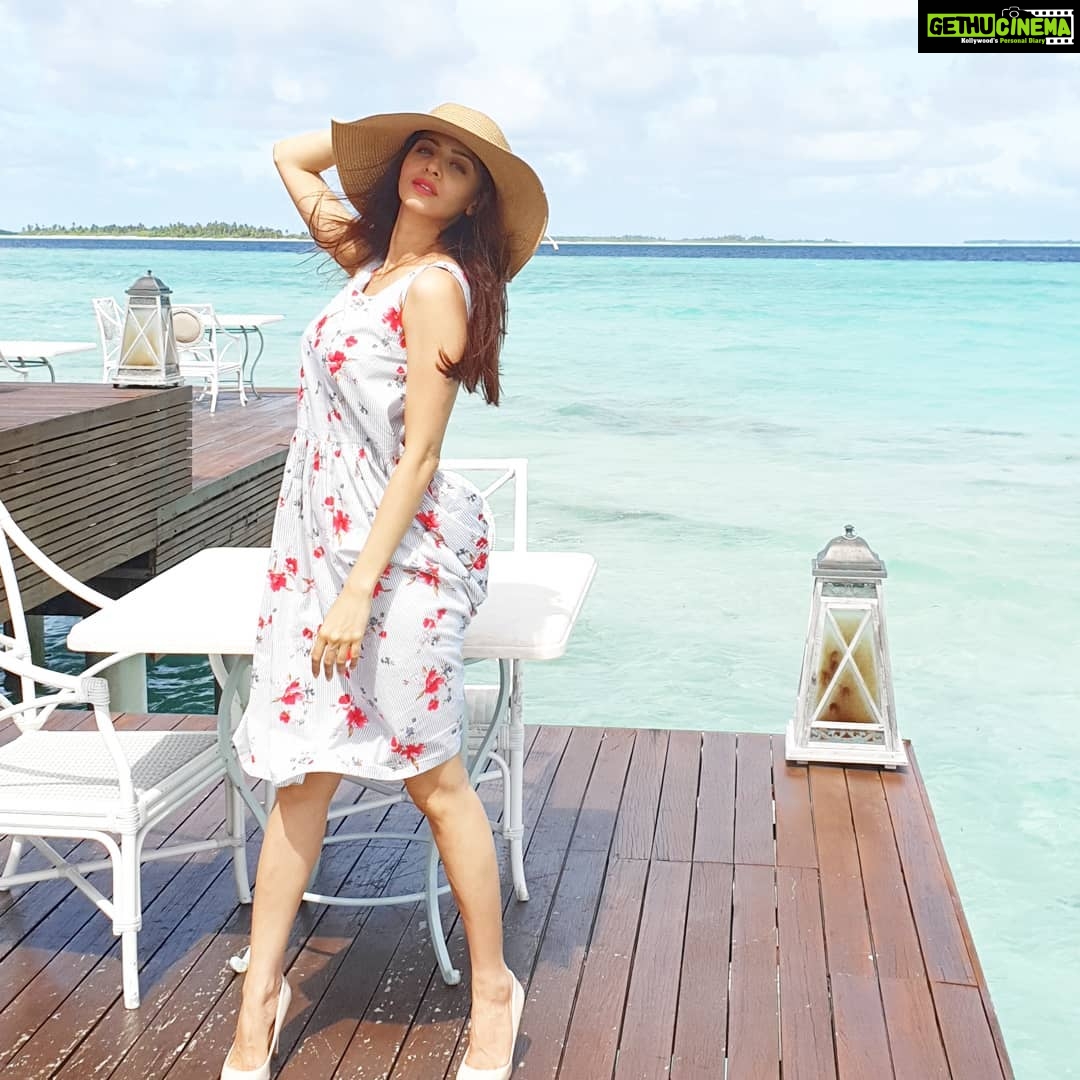 Vedhika Instagram - #MadivesDiaries 👗 @stitched_poetry @6shweta Ayada Maldives