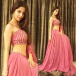 Vedhika Instagram – #Eid #celebrations with @aamnasharifofficial wearing @silkybindraofficial #diamonds @gehnajewellers1 💕