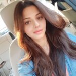 Vedhika Instagram – 🤳