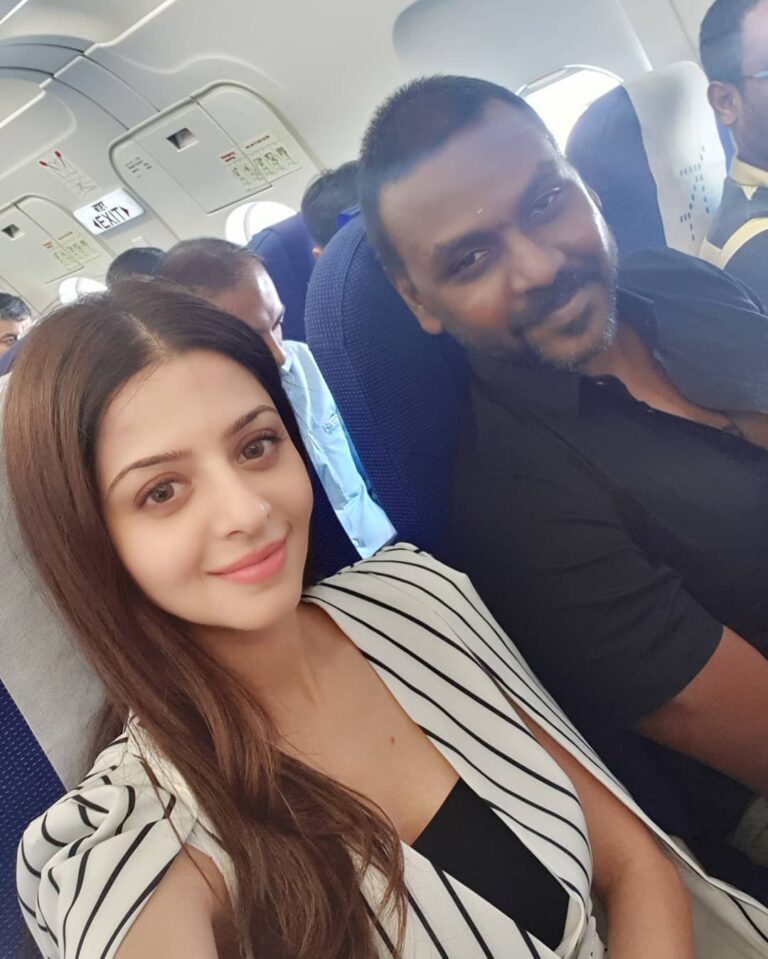 Vedhika Instagram - #Hyderabad here we come #Kanchana3 pre release event ❤ #Lawrence #RaghavaLawrence
