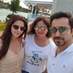 Vedhika Instagram - Happy Happy Cake day to my fabulous n supremely talented costar @therealemraan May this be your best year yet 🥳 lots of love Mauritius