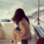 Vedhika Instagram - #waterbaby 🐳🐬🌊 #ocean #sea #lover #mycity #aamchiMumbai 🚣‍♀️ Gateway of India