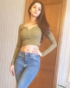 Vedhika Instagram - Learn to #Fly First Love Yourself ❤