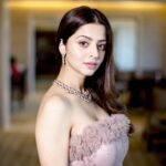 Vedhika Instagram - @kiransaphotography 💎@gehnajewellers1