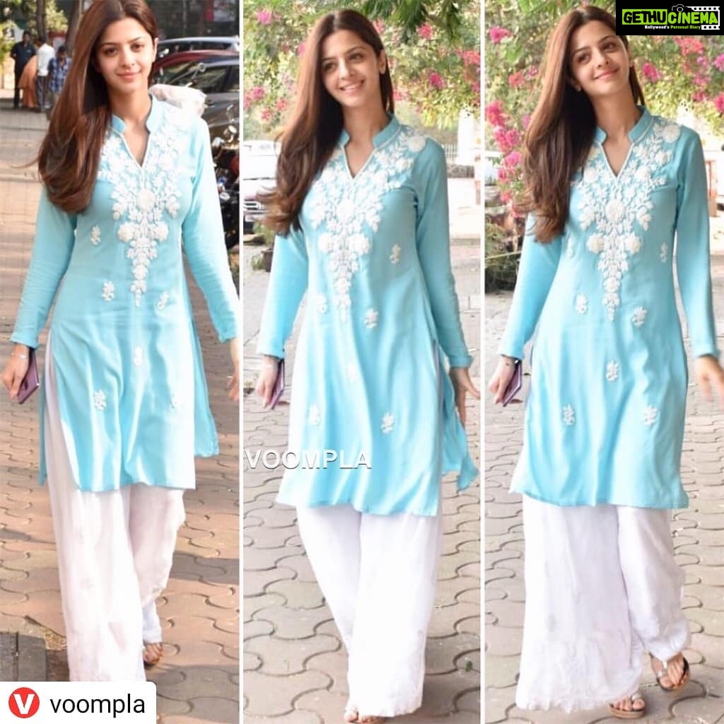 Vedhika Instagram - #Repost @voompla • • • • • Desi casual chic be like 😍😍 Vedhika Kumar clicked lookin gorrg after a meeting in the ‘burbs today ❤️❤️ FOLLOW 👉 @voompla INQUIRIES 👉 @ppbakshi . #voompla #bollywood #vedhikakumar #bollywoodstyle #bollywoodfashion #mumbaidiaries #delhidiaries #indianactress #bollywoodactress #bollywoodactresses