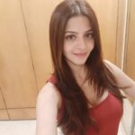 Vedhika Instagram -