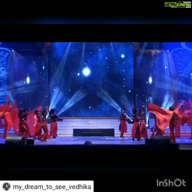 Vedhika Instagram - Prefect prop for a #Selenophile #MoonLover #Dance #VanithaAwards