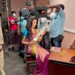 Vidhya Instagram - At yesterday’s Ad shoot. I enjoyed every bit of working with director Vasu Sir, Dop Raana Sir, Lovely choreographer Viji Mam, Photographer Santhosh Sir, Saree drapist Saraswathy akka and Stylist Jeevitha. It was a surprise and felt happiest working with you my dearest @meerakrishnaofficial .. Lots and lots of love to you all..🤍🤍🤍 Avm Studio