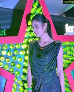 Vidisha Instagram - Hey #2022
.
.
.
@officialjoshapp 
.
.
#2022 #newyear2022 #goa #party #trending #vidishasrivastava #vidisha #funtime