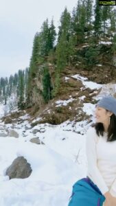Vidisha Instagram - Ab Ishq hi to hai…pahado se hi sahi !!
.
.
@officialjoshapp 
#mountains #snow #nature #beauty #india #traveller #wanderer #trees #vidisha #vidishasrivastava #himanchal