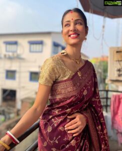 Vidisha Instagram - Wish you all a very Happy Diwali !!🪔
#diwali #festival #indianfestival #saree #positivity #love #prosperity #laksmipuja #vidisha #vidishasrivastava