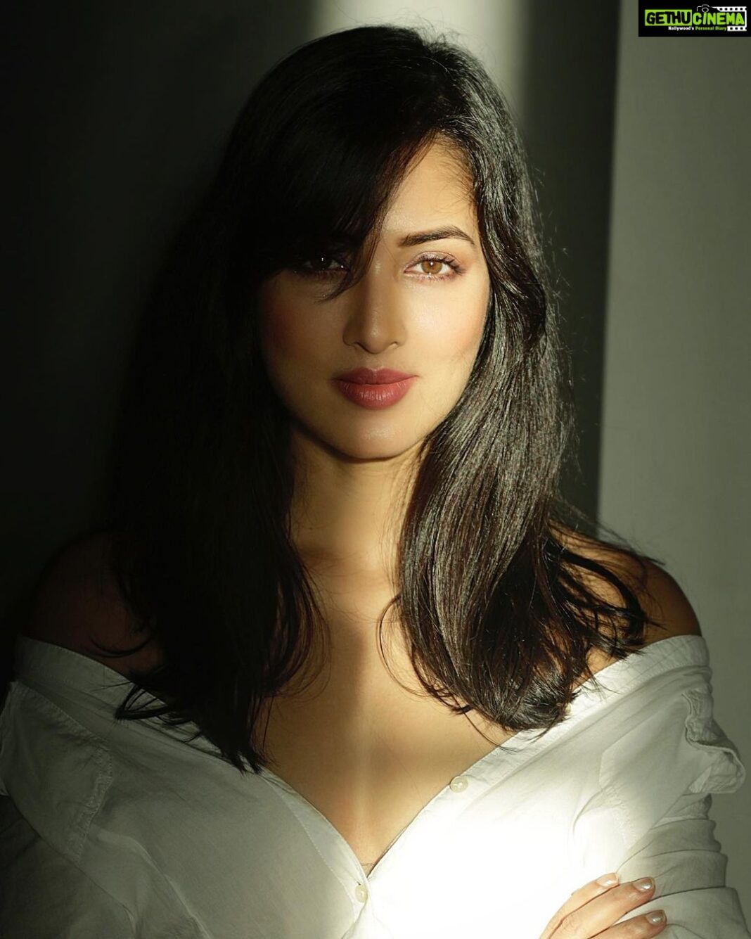 Vidisha Instagram - I am as simple as quantum physics !! 😉
Captured by @pravintalan
@the_artofvisuals .
.
.
.
.
#shades #lights #lightandshadow #thoughts #beauty #art #love #trend #vidisha #instapic explore #vidishasrivastava Vidisha Instagram - I am as simple as quantum physics !! 😉 Captured by @pravintalan @the_artofvisuals . . . . . #shades #lights #lightandshadow #thoughts #beauty #art #love #trend #vidisha #instapic explore #vidishasrivastava