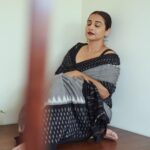Vidya Balan Instagram - Sari! Posing in progress. Sari - @houseofurrmi Hair- @bhosle.shalaka Makeup - @harshjariwala158 Styling- @who_wore_what_when Photography - @anurag_kabburphotography