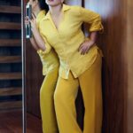 Vidya Balan Instagram - Favourite weekend hangout: My closet 🚪💛 Outfit - @zara Hair - @bhosleshalaka Makeup - @harshjariwala158 Styling - @who_wore_what_when Photography - @anurag_kabburphotography