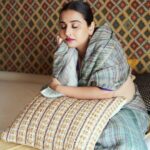 Vidya Balan Instagram – When you are done shooting, but your team wants few more shots 📸🙄

Saree – @anavila_m 
Pillows – @aa.living 
Hair – @bhosleshalaka 
Makeup – @harshjariwala158 
Styling – @who_wore_what_when 
Photography – @anurag_kabburphotography