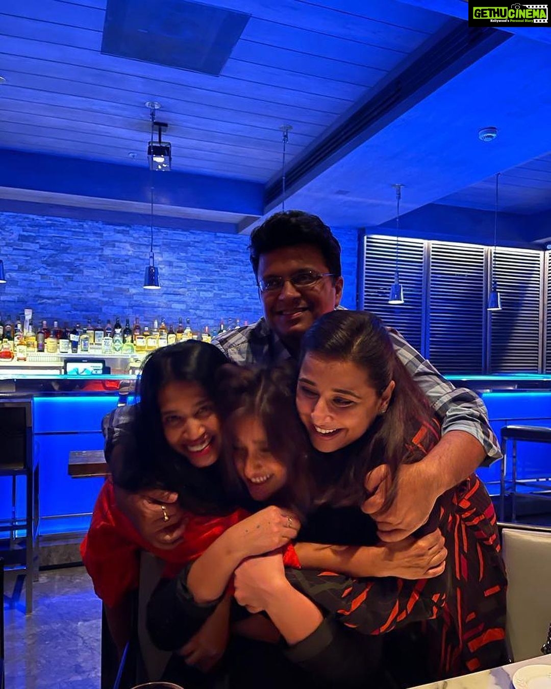 Vidya Balan Instagram - Last night, after very very long…. With some of the loveliest people, over the best food, great conversations, hearty laughter and the most heart felt hugs. Grateful, happy and blessed. ❤️❤️❤️❤️ Missed youuuu @atulkasbekar @pratikgandhiofficial @shirshagt ❣️❣️❣️ Will miss you @sendhil_rama ❣️ Lots of love @ileana_official @sandhu_aditi @swatisiyer @tanuj.garg @sameern ❣️❣️❣️❣️