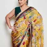 Vidya Balan Instagram – I am told I am knotty! 

Saree & scarf – @devyanimehrotraofficial 
Hair – @bhosleshalaka 
Makeup – @harshjariwala158 
Styling – @who_wore_what_when 
Photography- @anurag_kabburphotography