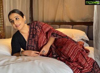Vidya Balan Instagram - Who can relate? Gets ready only to get back into bed. Saree - @forsarees Blouse - @subarna_ray_chaudhuri Hair - @bhosleshalaka Makeup - @harshjariwala158