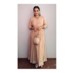 Vidya Balan Instagram – Outfit – @ruhclothingofficial 
Shoes – @inochhiofficial 
Makeup – @harshjariwala158 
Hair – @bhosleshalaka 
Styled by – @who_wore_what_when