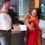 Vidya Balan Instagram – Ise kehte hain…lene ke dene pad gaye 💪!! @akshaykumar 😜
Video & commentary by : @aslisona 🥰
@iamkirtikulhari @nithyamenen @taapsee