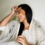 Vidya Balan Instagram – Kya kaha !? Mein Nautanki ???😱
……Kabhi Nahi 😜🤪😆🤣😂!!!!! …………… Outfit: @priyachhabriadesigns