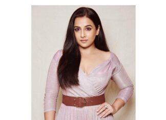 Vidya Balan Instagram - Outfit - @mad.glam Hair - @bhosleshalaka Make up - @harshjariwala158 Styled by - @who_wore_what_when Photography- @anurag_kabburphotography