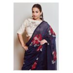 Vidya Balan Instagram – For an interaction with students from Harvard,
Outfit – @half.full.curve 
Jewellery- @sencogoldanddiamonds 
Hair – @bhosleshalaka 
Make up – @shre20
Styled by – @who_wore_what_when
Photography- @anurag_kabburphotography